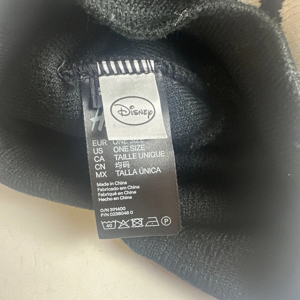 Disney Mickey Mouse Knit Beanie Hat w/ Ears H&M Divided‎ One Size